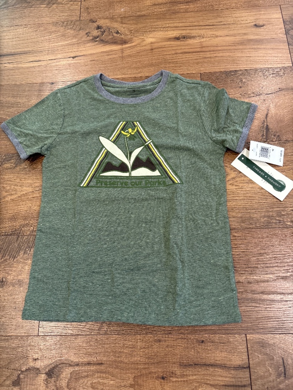 Brand New! NWT! Threads 4 Thought “Preserve our Parks” T shirt